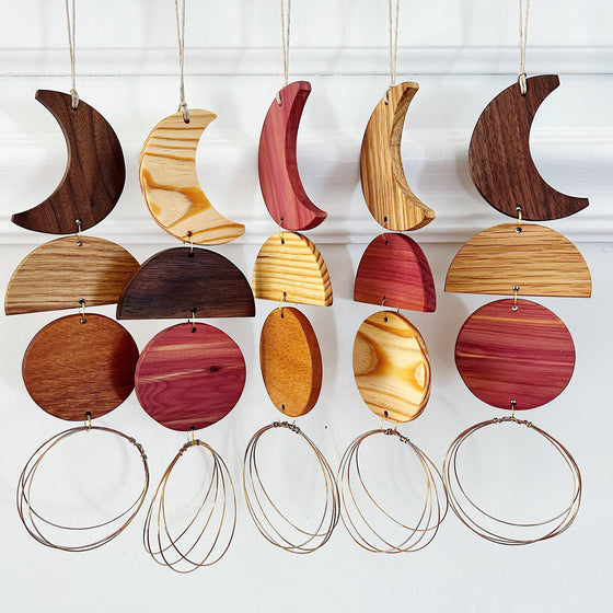 Modern Moon Wood Airplant Holder