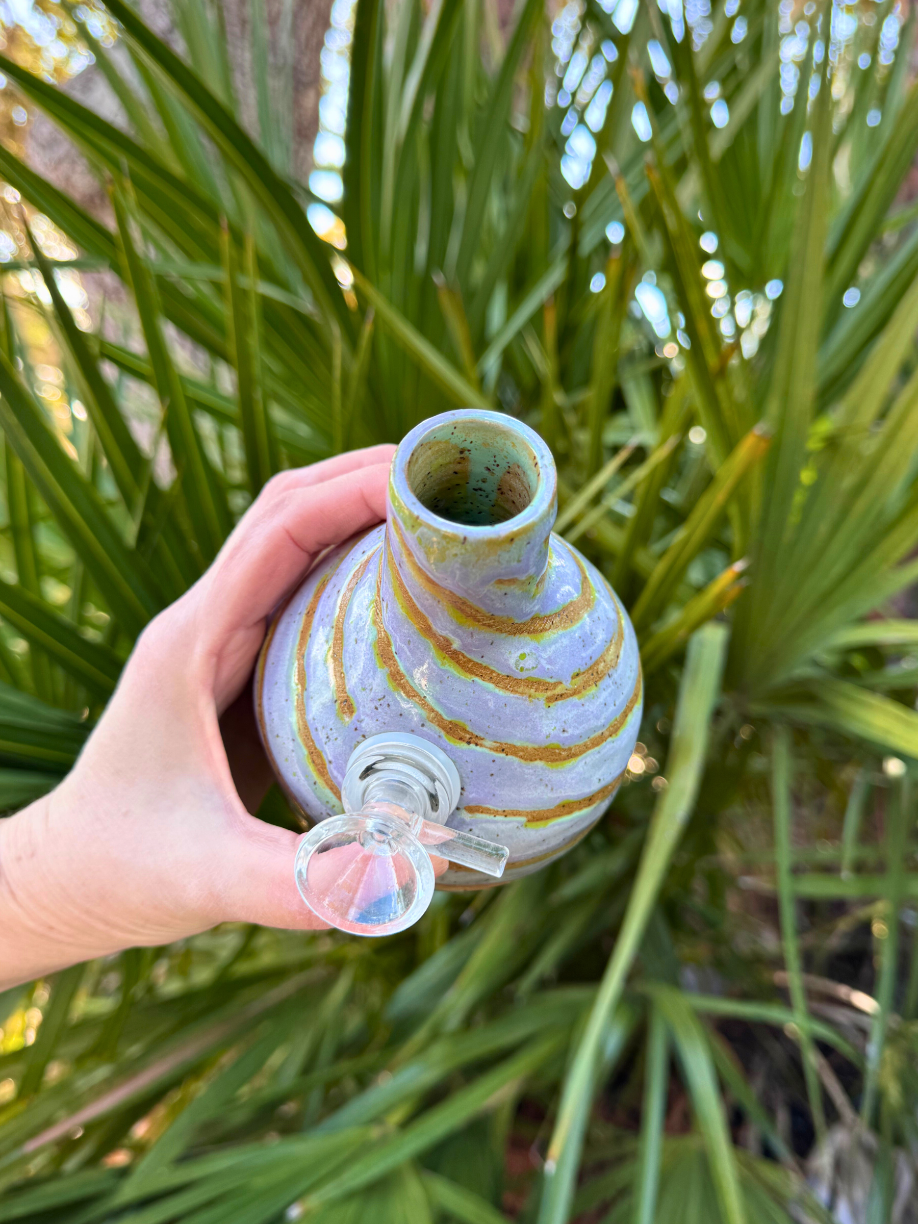 Ceramic Bong - Big Booty Twist by Robinina