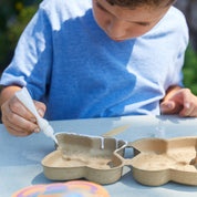 Curious Critter Garden Activity Kit: Ladybug