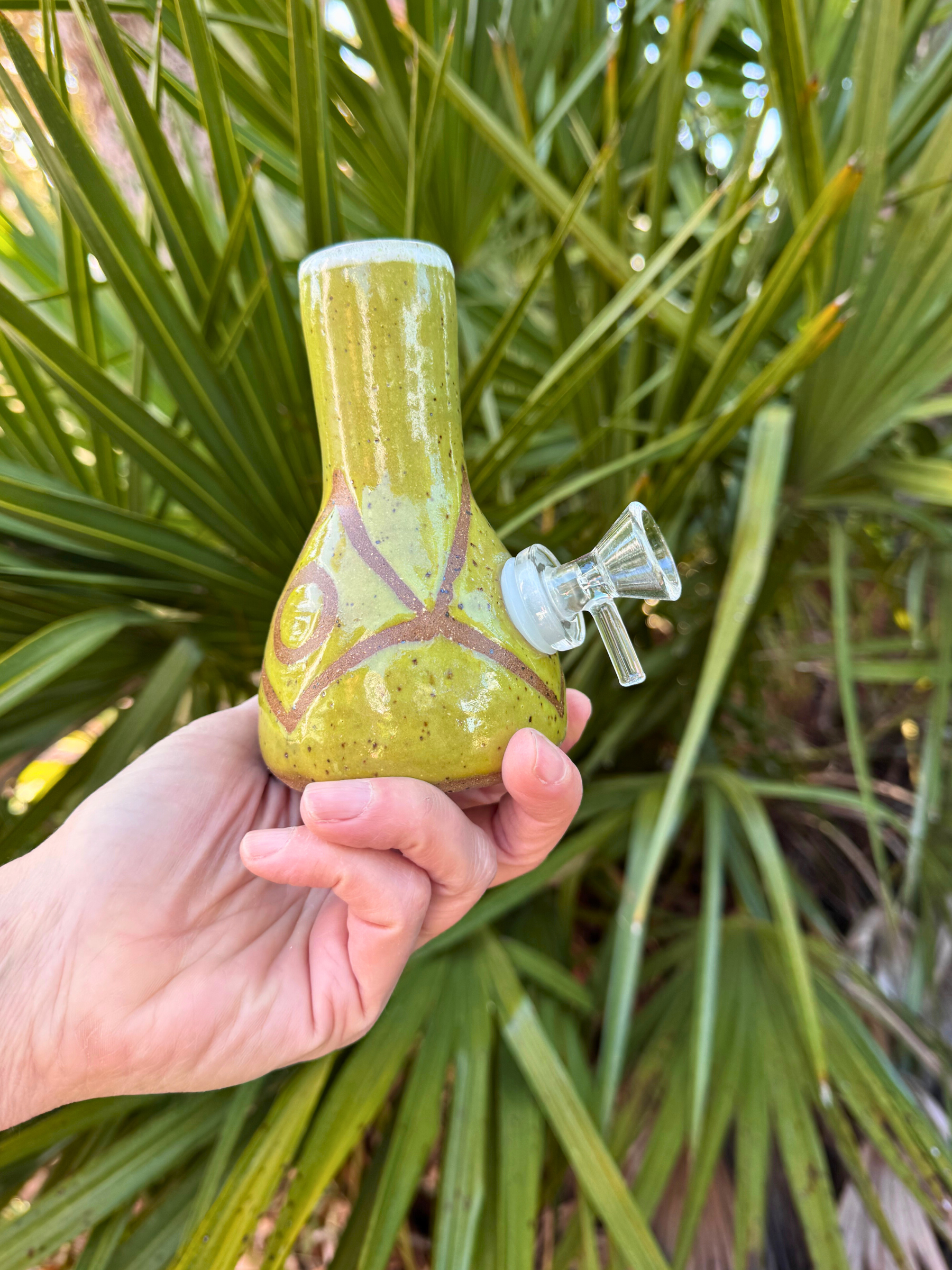 Ceramic Bong - Olive Diamond by Robinina