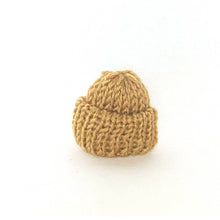 Moss Amigo Pet Plant Gold Beanie Hat
